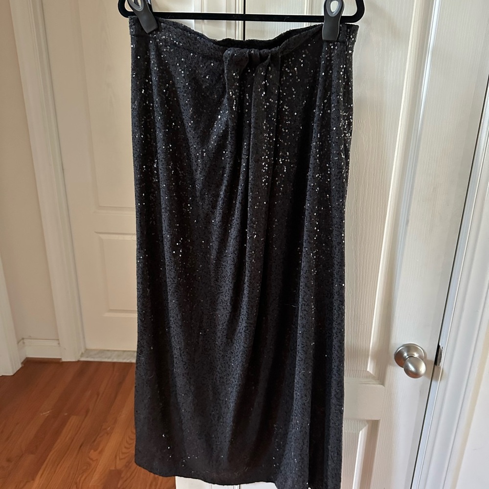 Neiman Marcus Black Sequin Maxi Pencil Skirt with slit in back - Picture 3 of 10